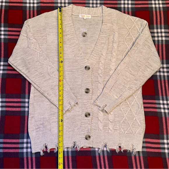 (#134) Sugar Moon 
Women’s Cardigan Sweater - Picture 4 of 11